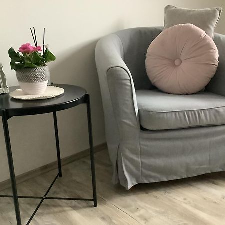 Ezuest Boroka Apartman 埃格尔 外观 照片